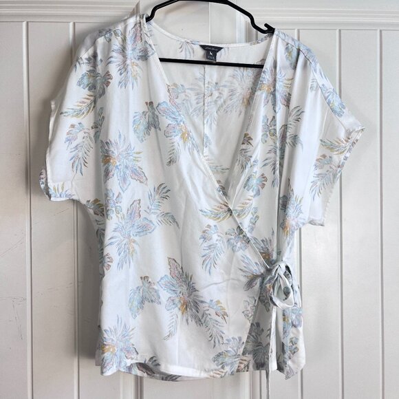 Eddie Bauer Wrap Blouse Shirt Women's Small Tropical Print Pastel Vacation Beach - Picture 1 of 6